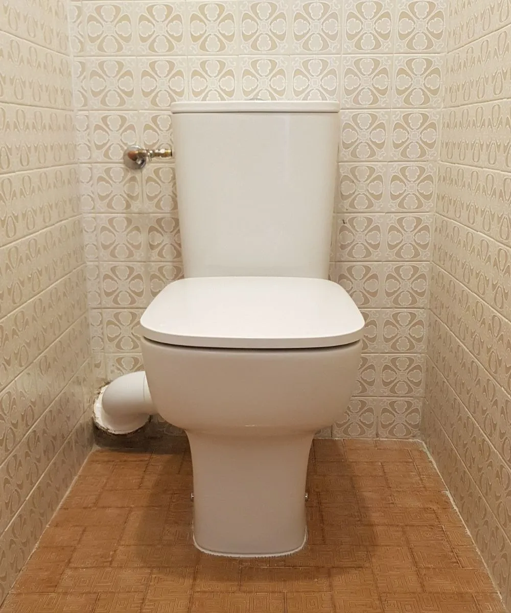 Remplacement de WC à Hyères la crau et Carqueiranne avec Express'eau plombier & assainissement 3 Remplacement de WC à Hyères la crau et Carqueiranne avec Express'eau plombier & assainissement 3